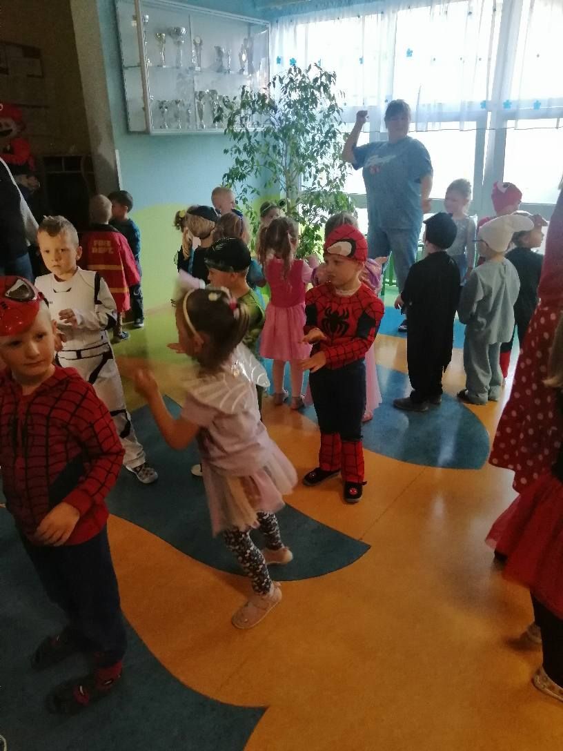 576291983_852678160603740_2483052354387755445_n